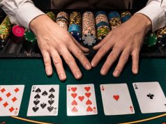 How do online lottery draw pools accumulate between consecutive rounds?